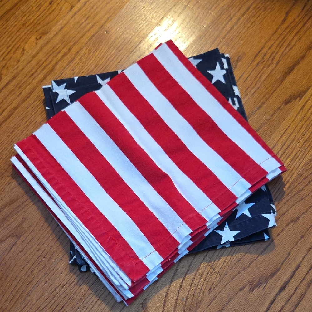 Eight Williams Sonoma Patriotic  Napkins